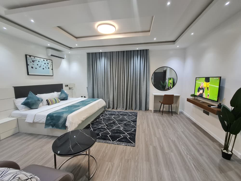 Cuba short let apartment image in Fortress Apartments Gw