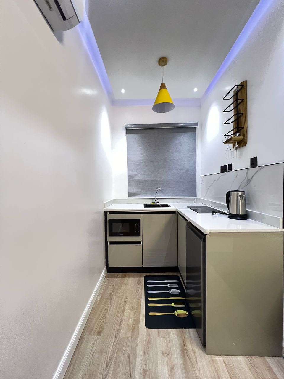 Dallas short let apartment image in Pines and Pebble