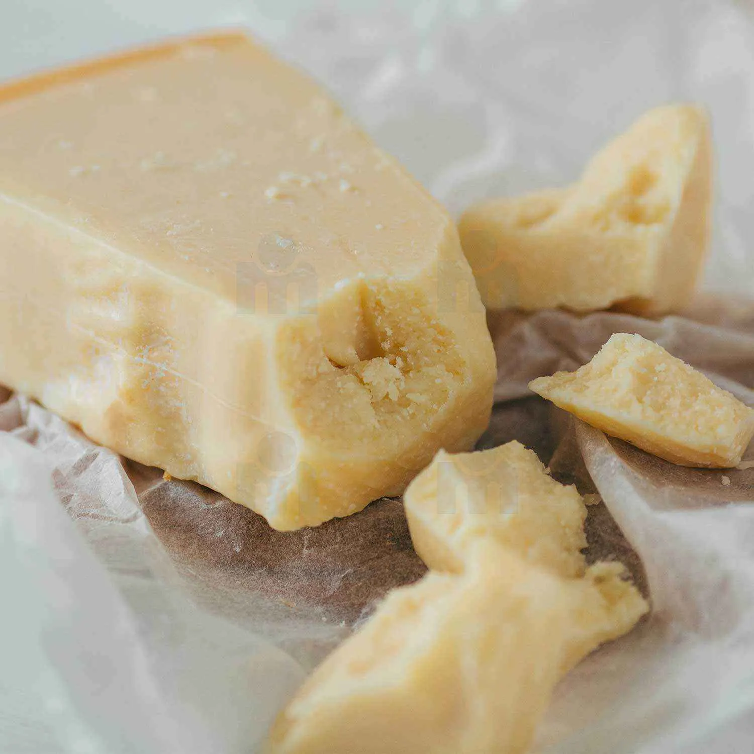 Fromage Parmesan en morceau 100g - TOSCANELLO