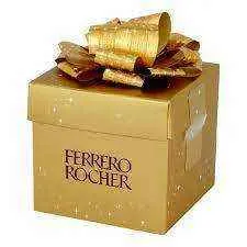 Boite rocher gaufrettes chocolat lait et noisettes Cube 75g - FERRERO ROCHER