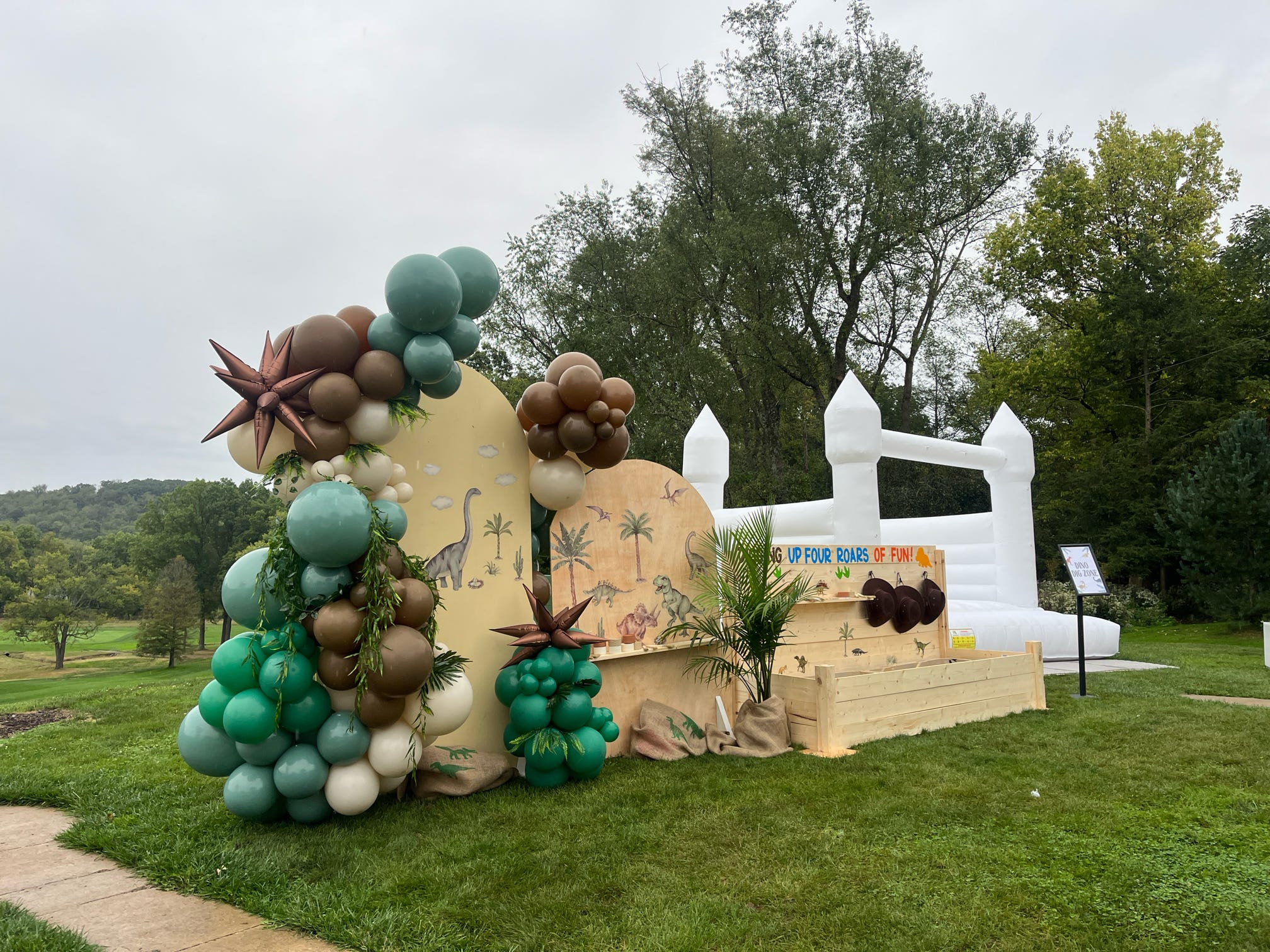 Kids birthday party decor in Pittsburgh