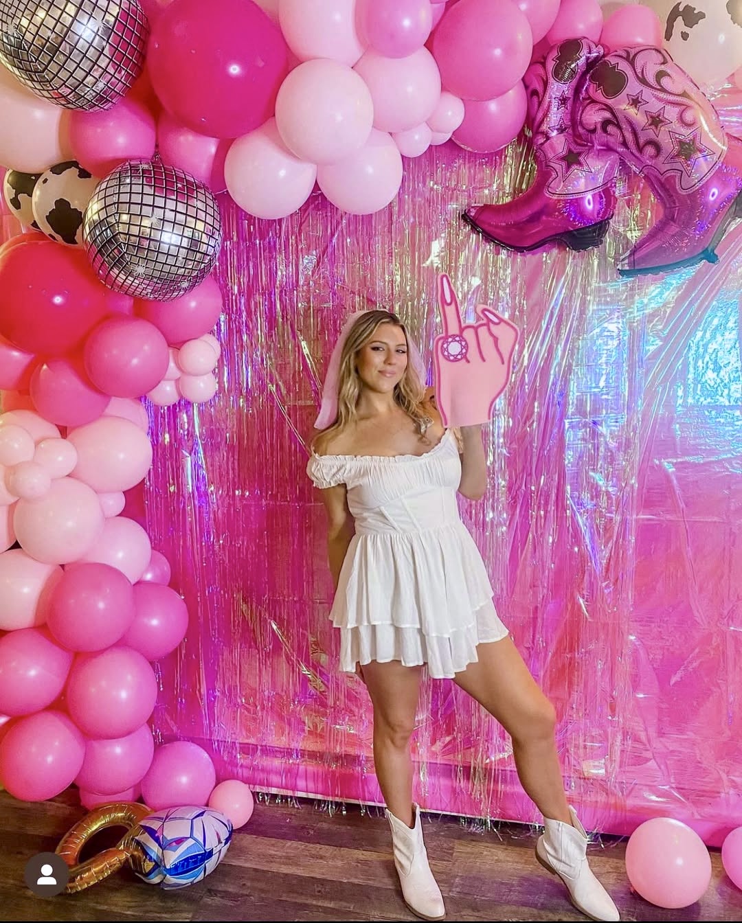 Bachelorette party decor by Party on Butler
