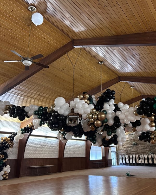 Holiday party decor by Party on Butler