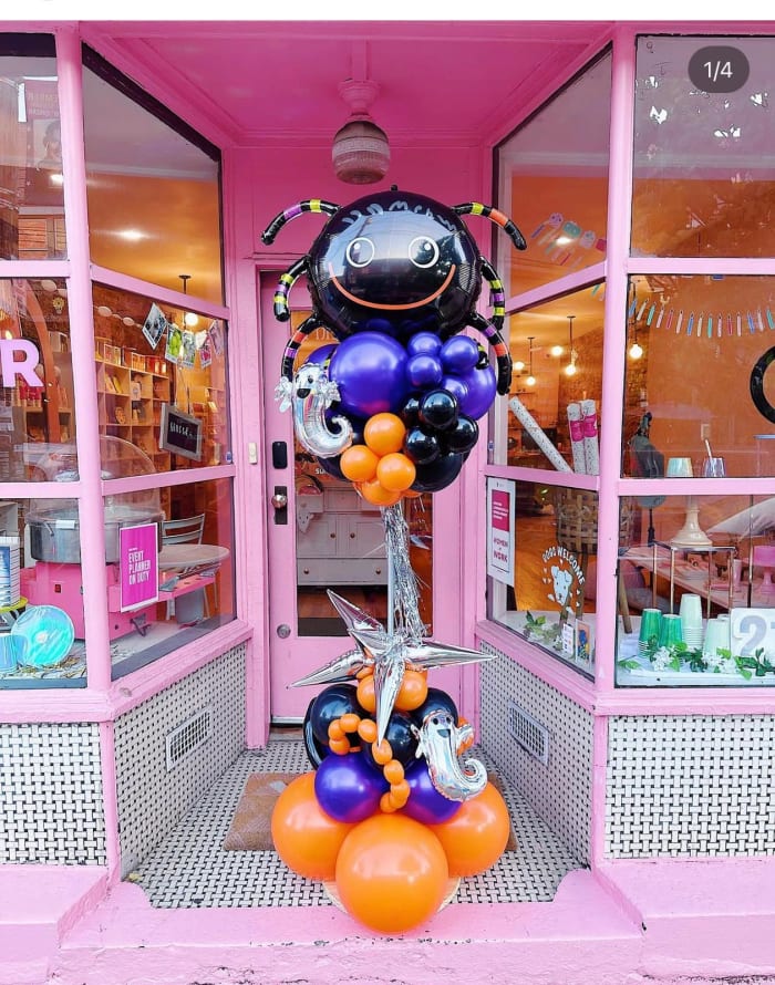 Kids Halloween balloon tower in Pittsburgh by Party on Butler