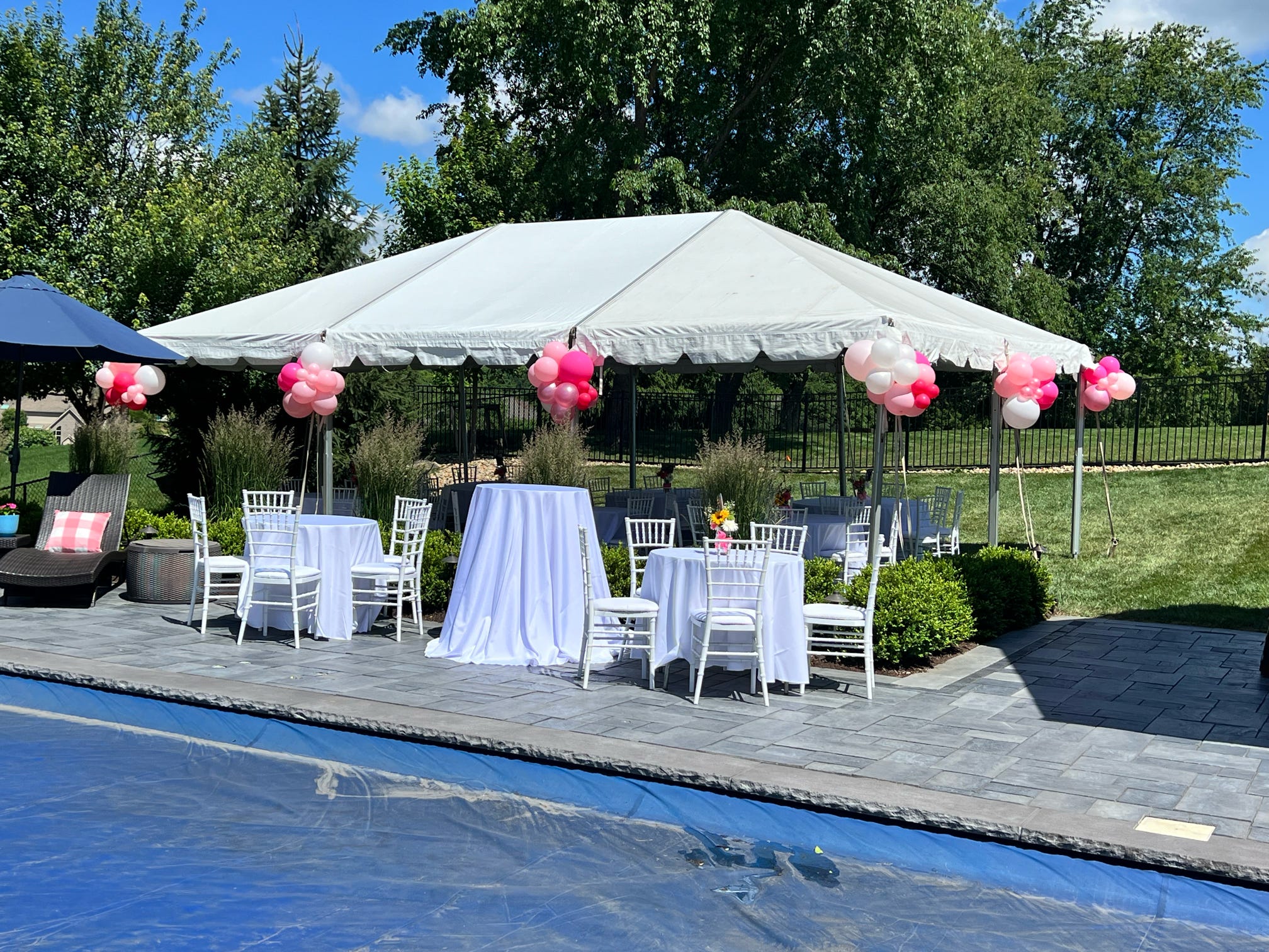 Balloon installation by Party on Butler at a Pittsburgh event