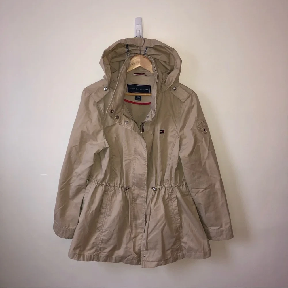 Tommy Hilfiger hooded anorak jacket