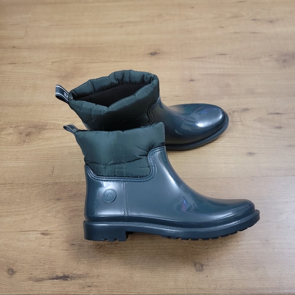 Michael Kors Blakely rain booties