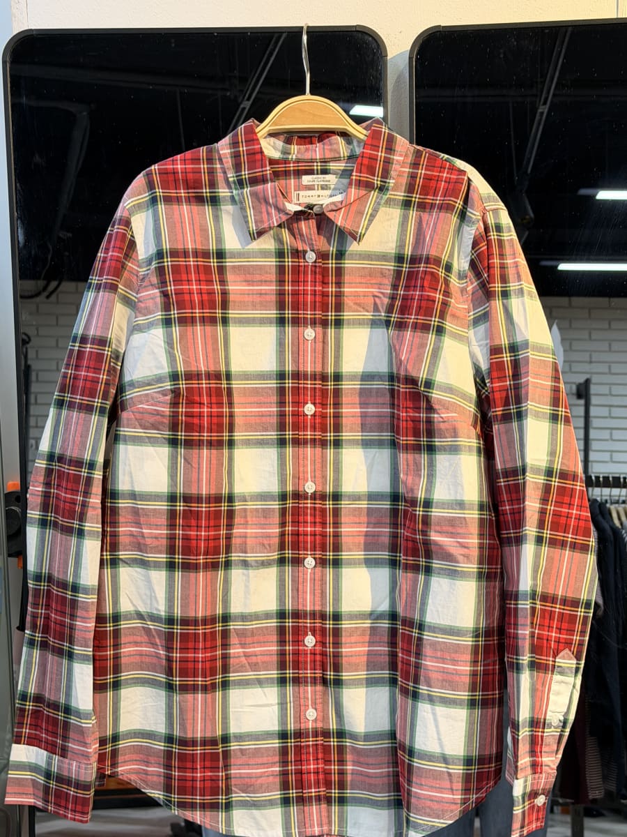 Tommy Hilfiger