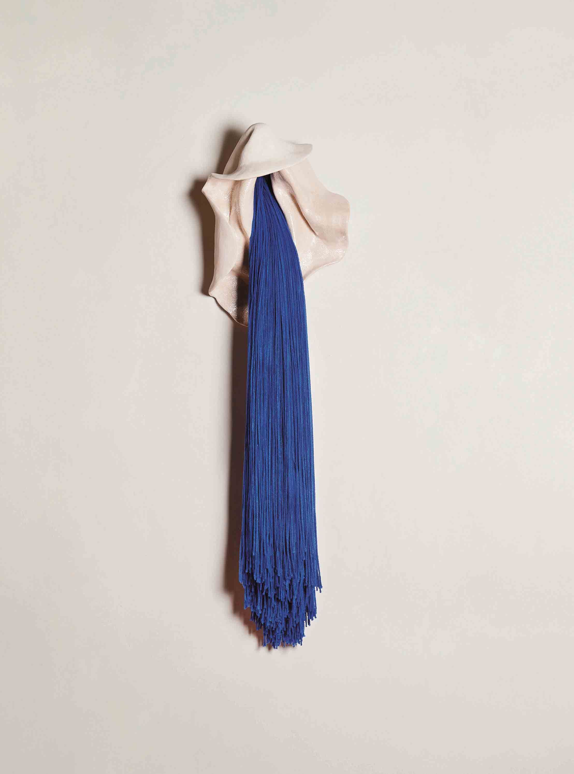 Magda von Hanau, Naiad, Visceral series, 2013, 50h x 32w cm