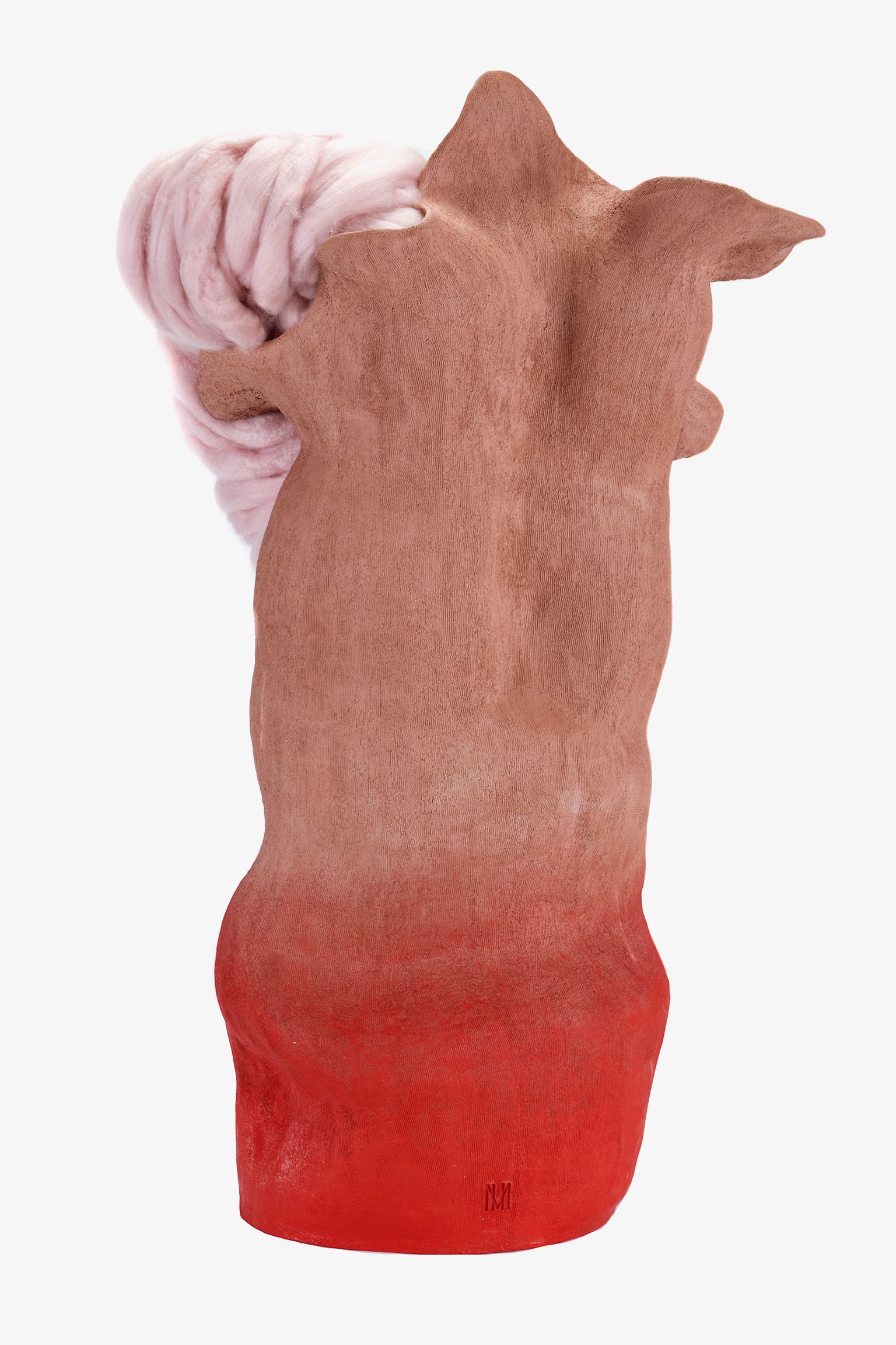 Magda von Hanau, Aplomb, 2024, Clay, resin, acrylic, wool strings, 82 x 50 x 33 cm, Ø 42 cm