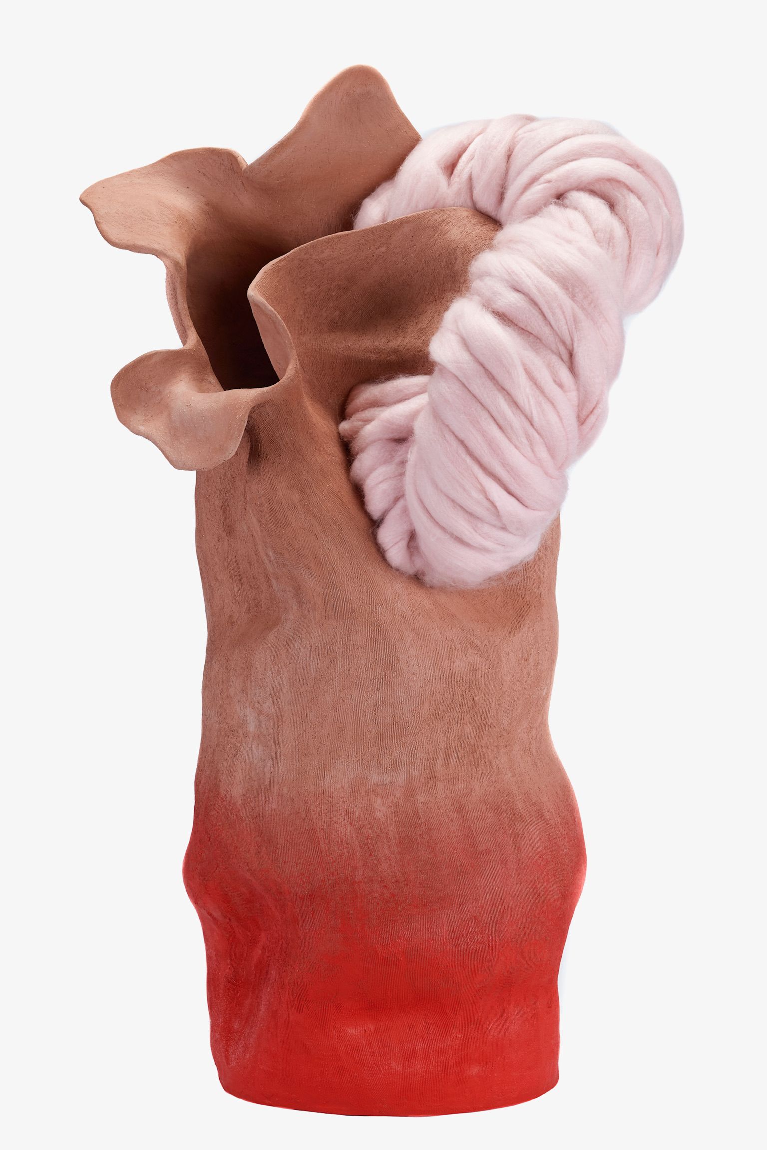 Magda von Hanau, Aplomb, 2024, Clay, resin, acrylic, wool strings, 82 x 50 x 33 cm, Ø 42 cm