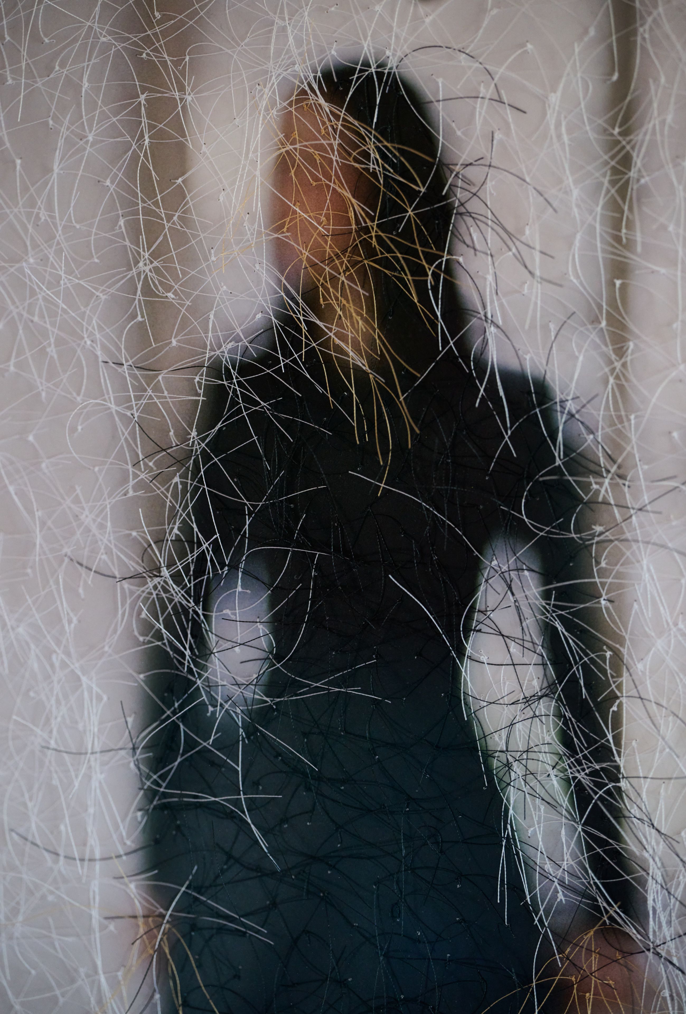Sissi Farassat, White Room