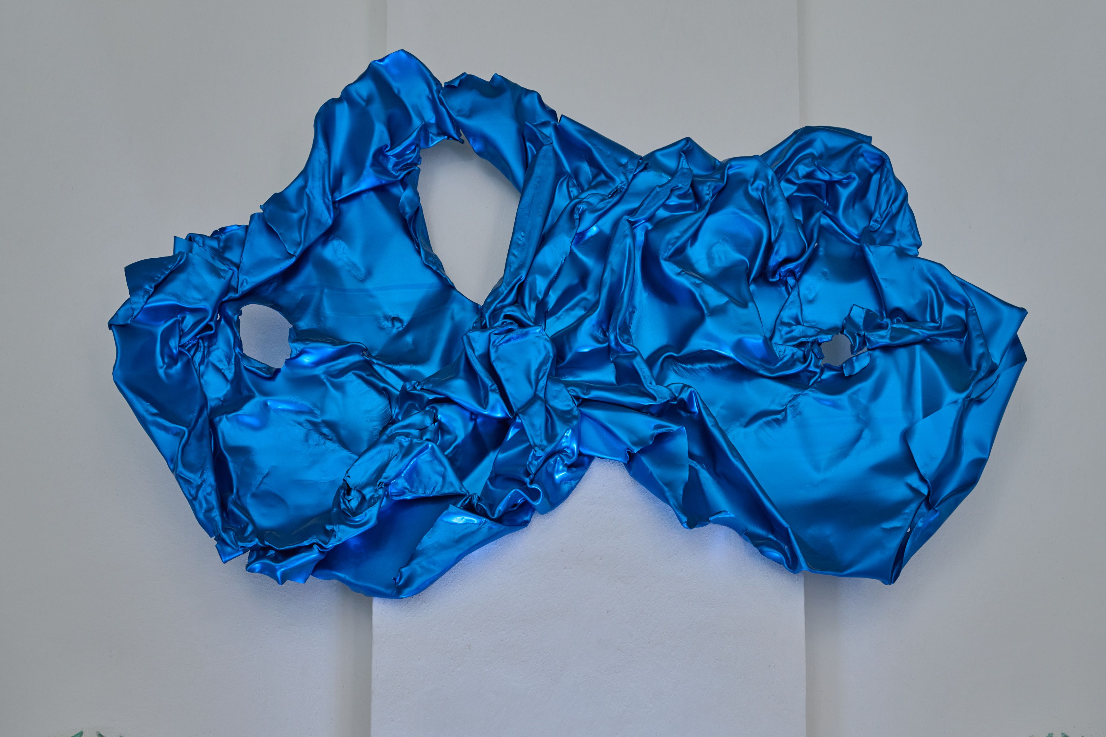 Hans Kupelwieser, O.T., 2025, Anodized aluminum, 75 x 130 x 10 cm