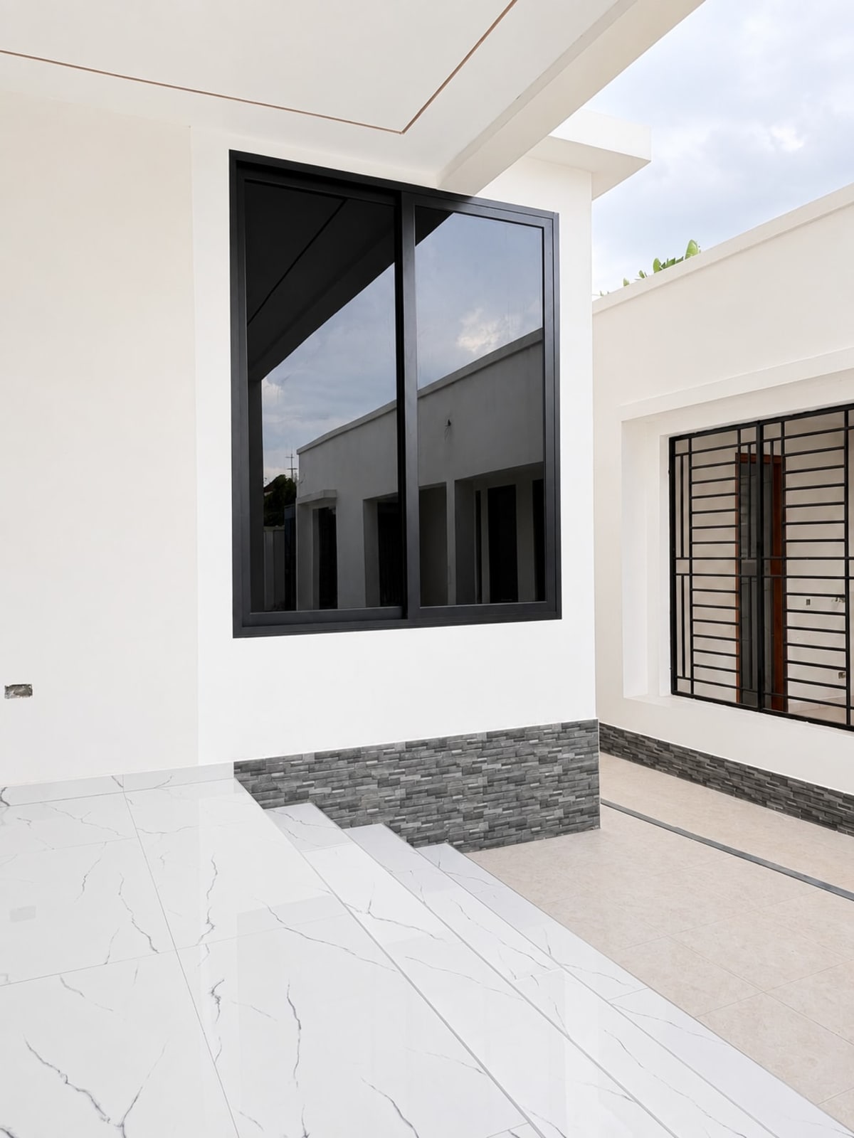 Villa No.6 image 2