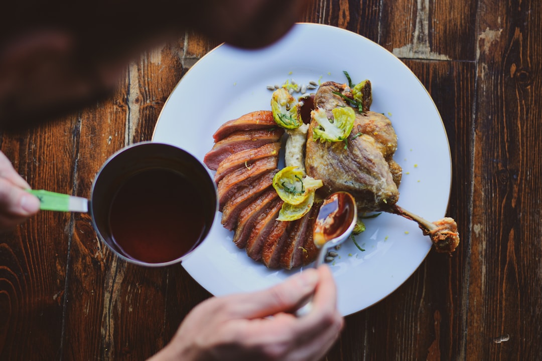 How to Calculate Food Costing (Step-by-Step Guide for Restaurants)