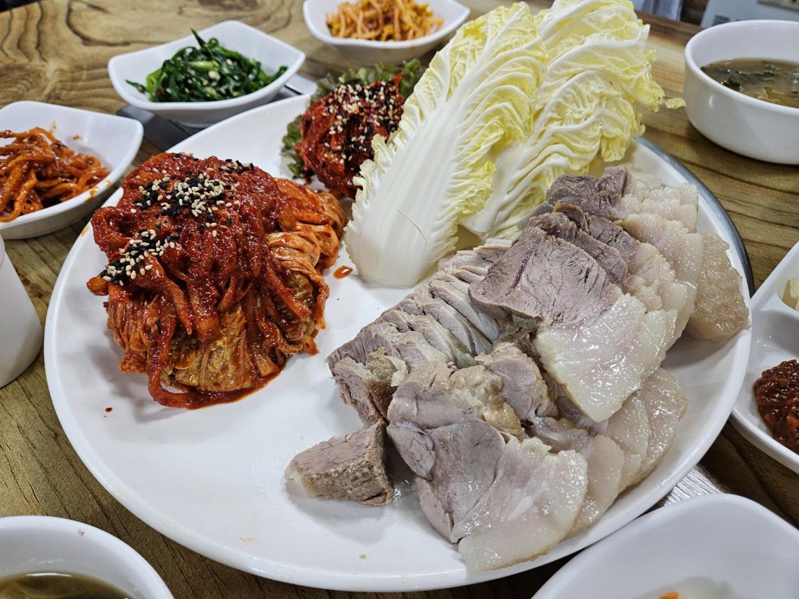 안정 + 돌봄 + 균형 , 보쌈