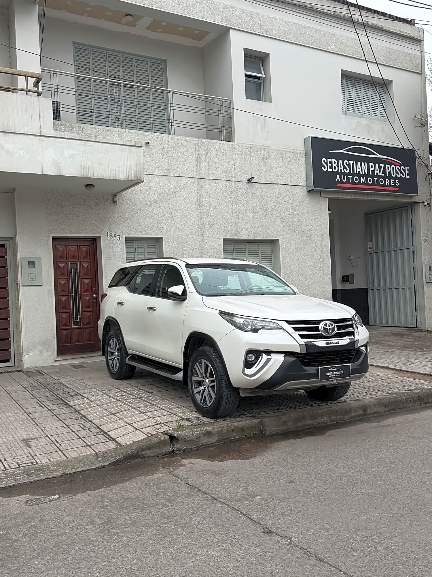 Toyota SW4, foto 1 de 1