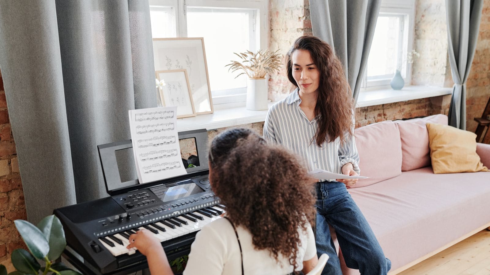 Free Practice Tracking Tools for Music Teachers (and Where the Free Plans Stop)