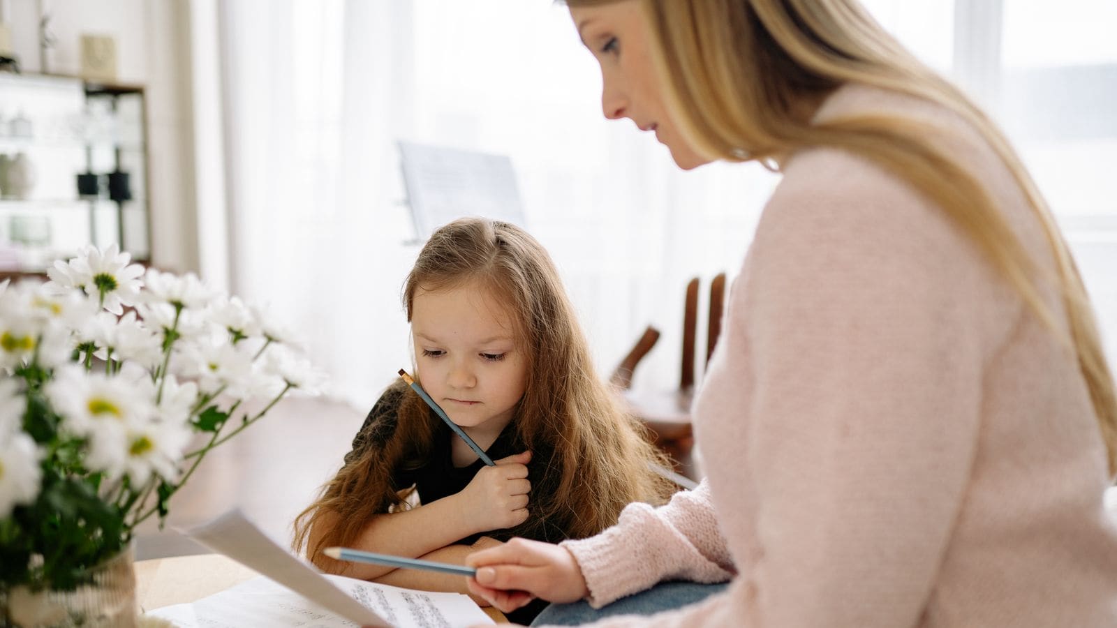 How to Keep Parents in the Loop Without Drowning in Messages