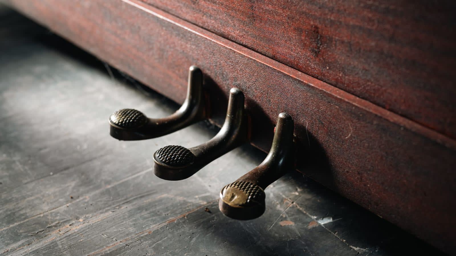 Best Sustain Pedals for Digital Pianos in 2026: Upgrade the Plastic Footswitch