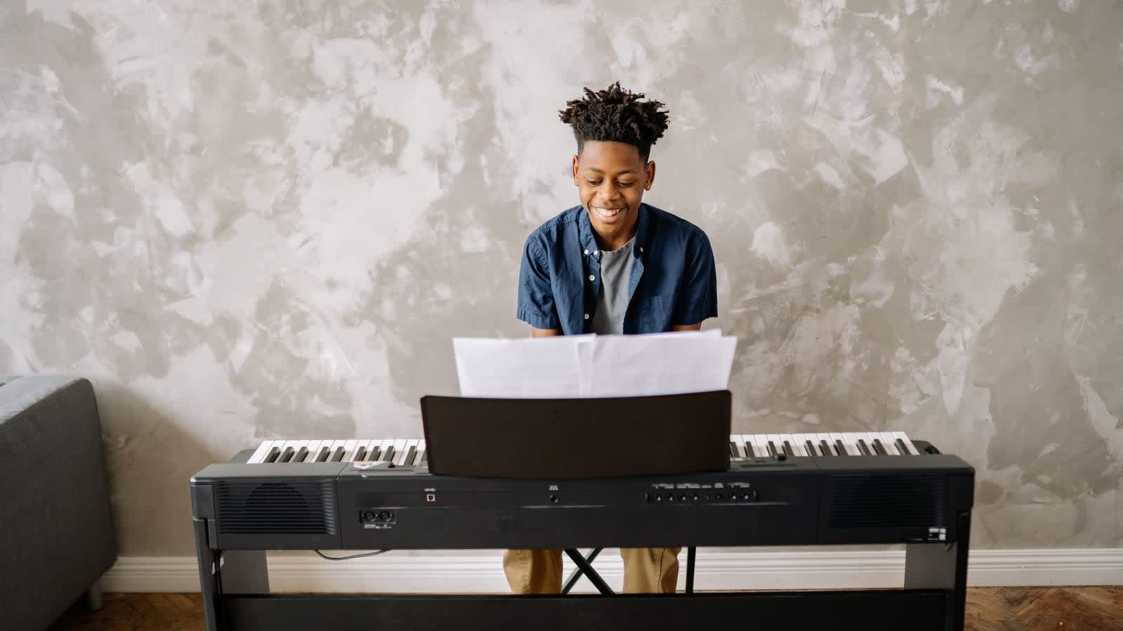 Best Digital Pianos Under $1,000 in 2026: 5 Picks