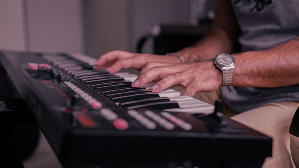 Viral Piano Songs in 2026: Choose a Version You Can Play
