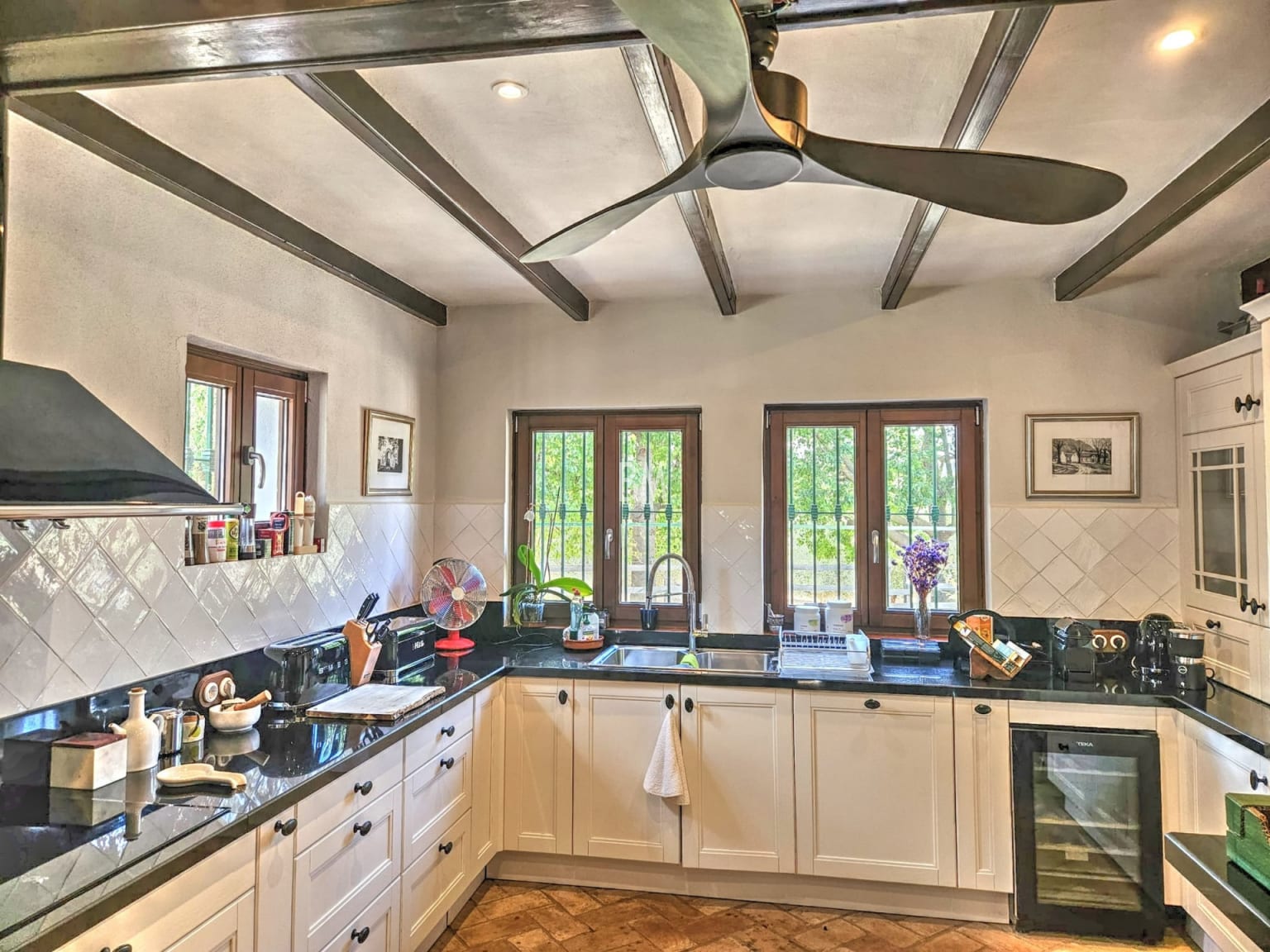 Finca El Arroyo – A Unique Renovation Opportunity in Montenegral Alto