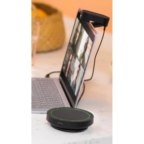 Jabra Speak2 40uc. Altavoz De Audio Profesional Duplex Avanzado , De Tecnología Plug And Play, Posee 4 Micrófonos Con Tecnología De Informacion Haces . Certificado Para Las Principales Plataformas Uc . Conector Usb-A Y Usb-C Incluidos . Alcance De Hasta 2.3 M - Image 15