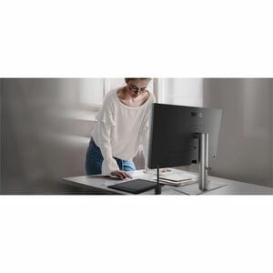 Monitor Led Benq Designvue Pd2706u 27" (68.6cm) Clase 4k Uhd - 16:9 - Gris Oscuro - 27" (68.6cm) Viewable - Tecnología Conmutación En El Mismo Plano (in-Plane Switching, Ips) - Led Retroiluminación - 3840 X 2160 - 1.07 Billones De Colores - 350cd/M² - 5ms - 60hz Frecuencia De Actualización - Altavoces - Giratoria, Altura, Pivote, Inclinable - Usb Tipo-C - Hdmi - Displayport - Compatible Con Montura Vesa - Concentrador Usb, Conmutador Kvm - Image 10
