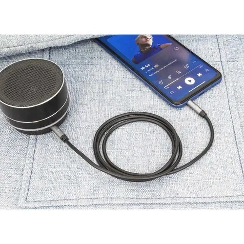 Manhattan 355995 2m Aux Cable De Audio - Cable For Dispositivo De Audio, Sistema Del Sonido, Auricular, Altavoz, Smartphone, Portátil, Tableta, Ipod, Reproductor Mp3, Altavoz Portátil - Oro Contacto Chapado - 28 Awg - Negro/Plata