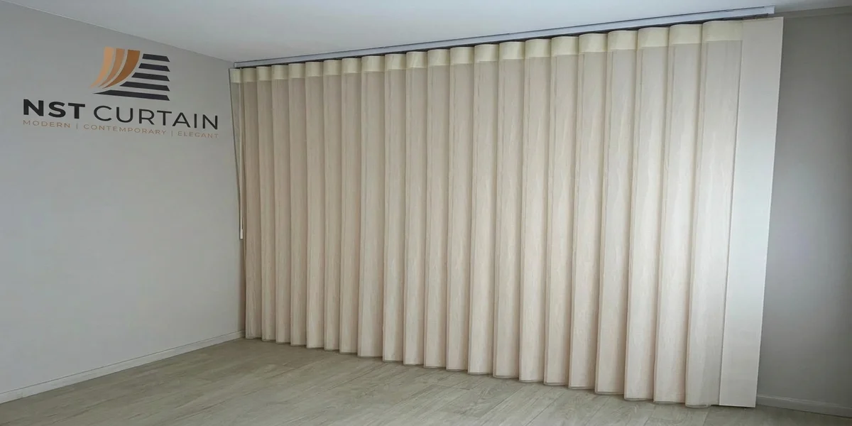 day and night curtain in Hougang Street 11