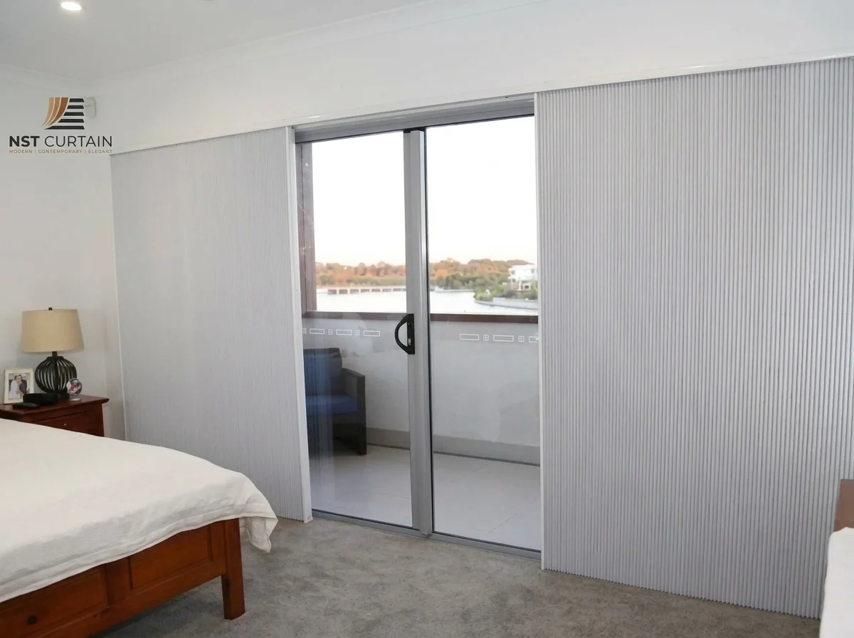 Honeycomb Window Sliding