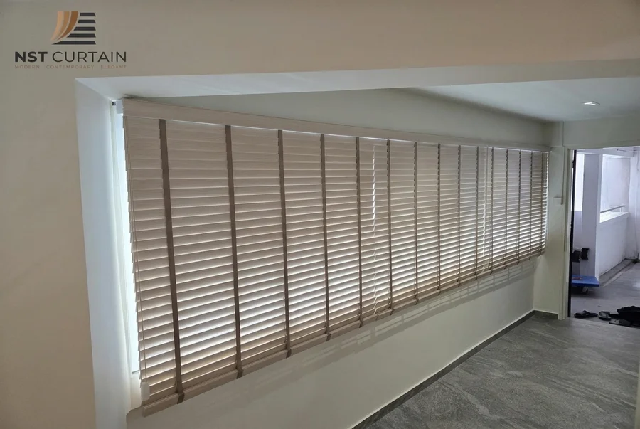 venetian blinds and mesh in Bukit Batok