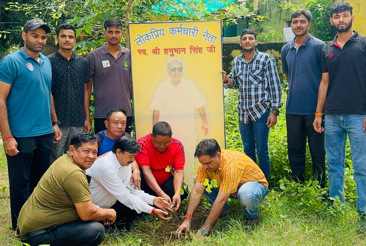 Tree plantation in memory of Hanuman Singh Ji
