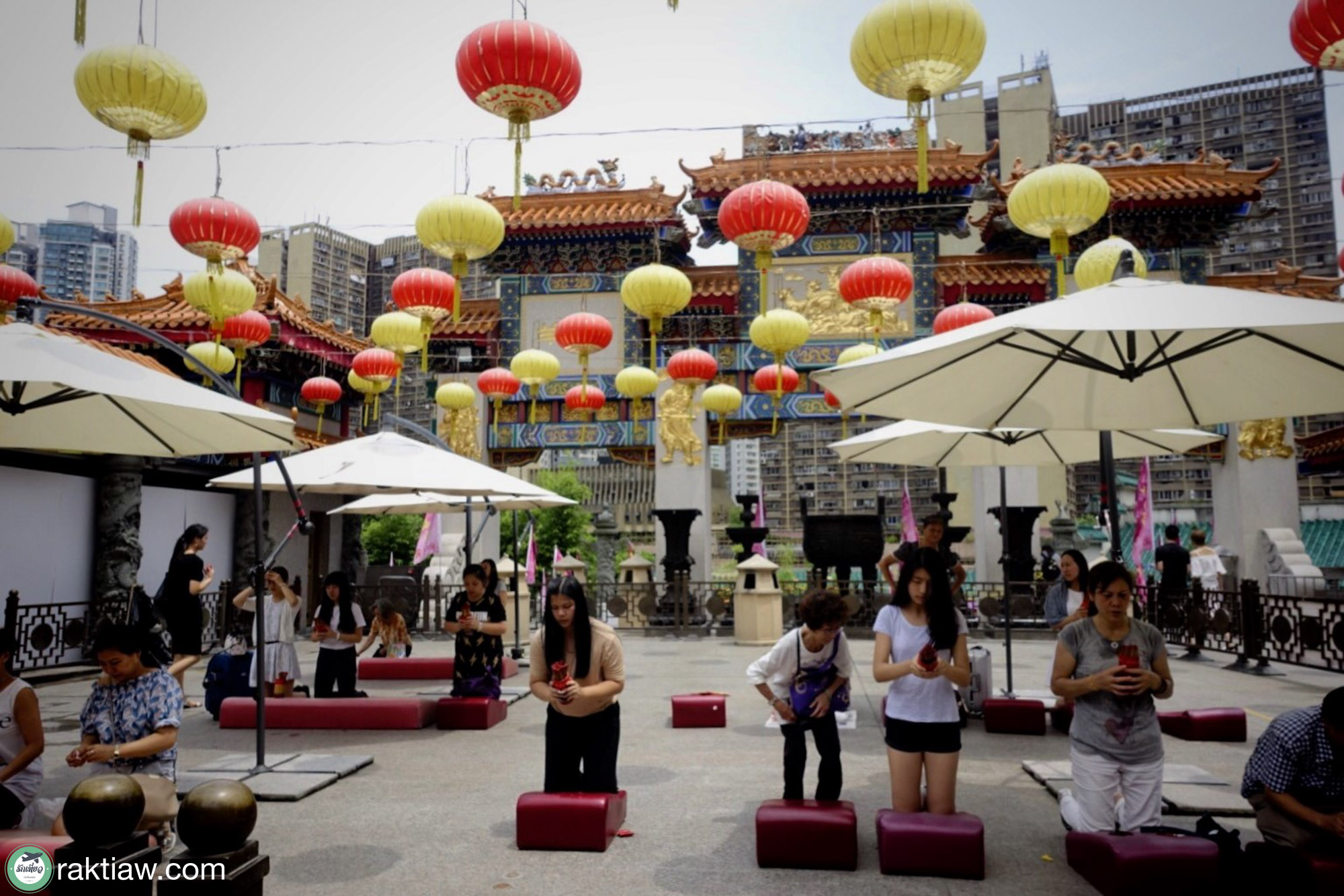 wong tai sin temple hong kong