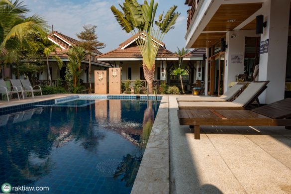 Baan Soontree Resort (บ้านสุนทรี รีสอร์ท)