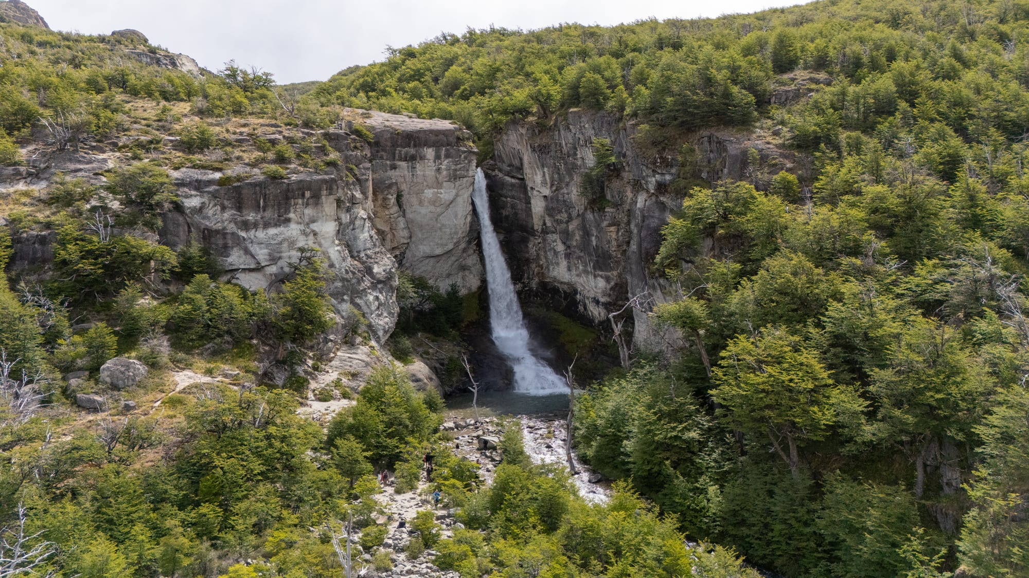 Visita a Cascada Chorrillo del Salto