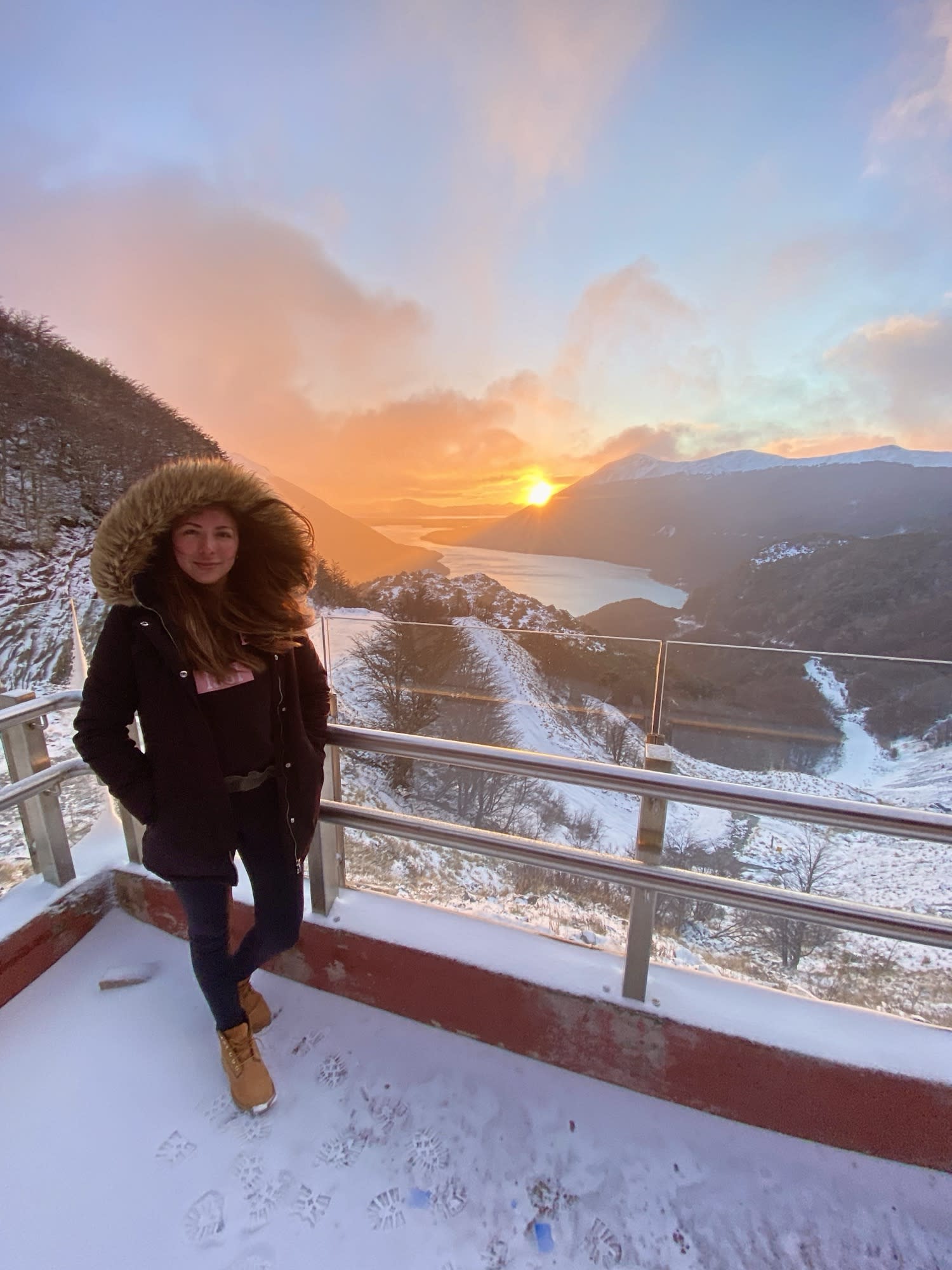 Lago Escondido y Centros Invernales