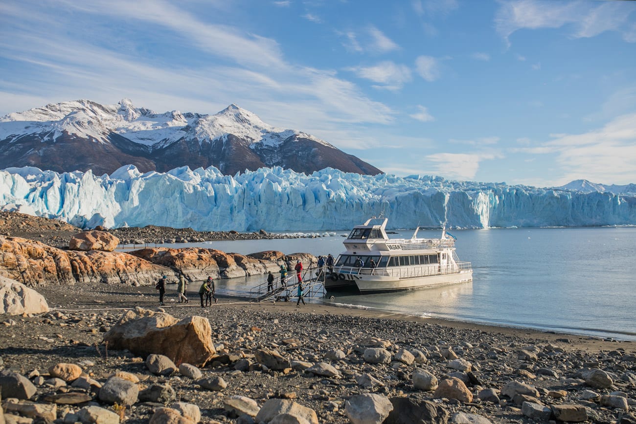 Tocá el Glaciar con Navegación