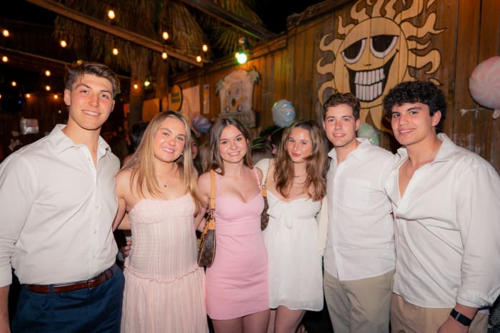 Date function photography at Bullwinkles Tallahassee