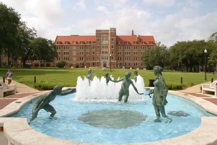 Landis Green FSU grad photo spot by Turek Visuals
