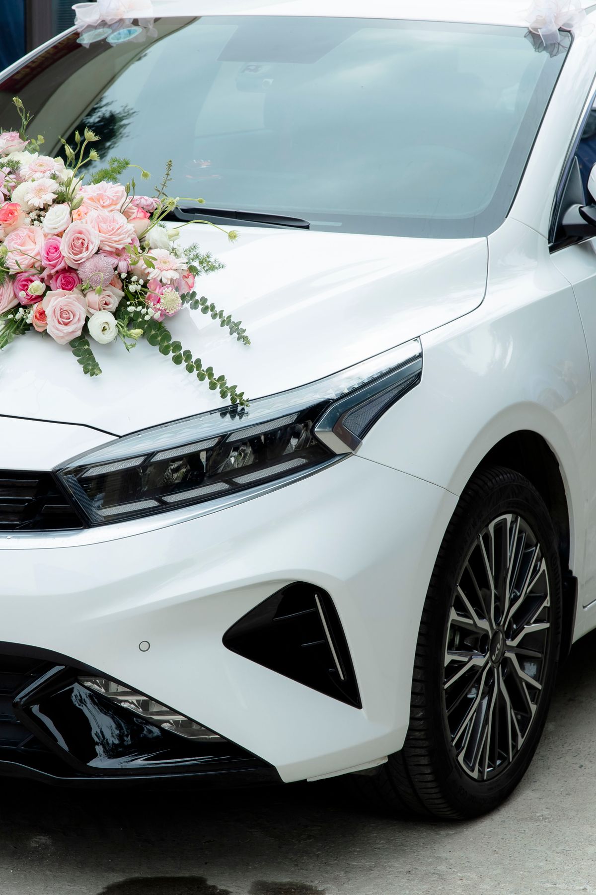 Wedding · Classic Floral Trim