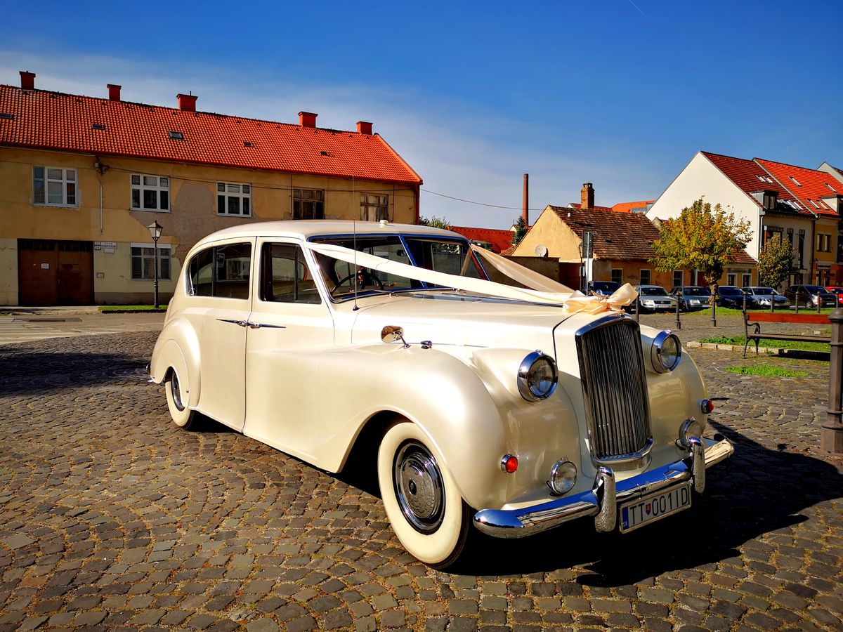 Reception · Elegant Street Setup