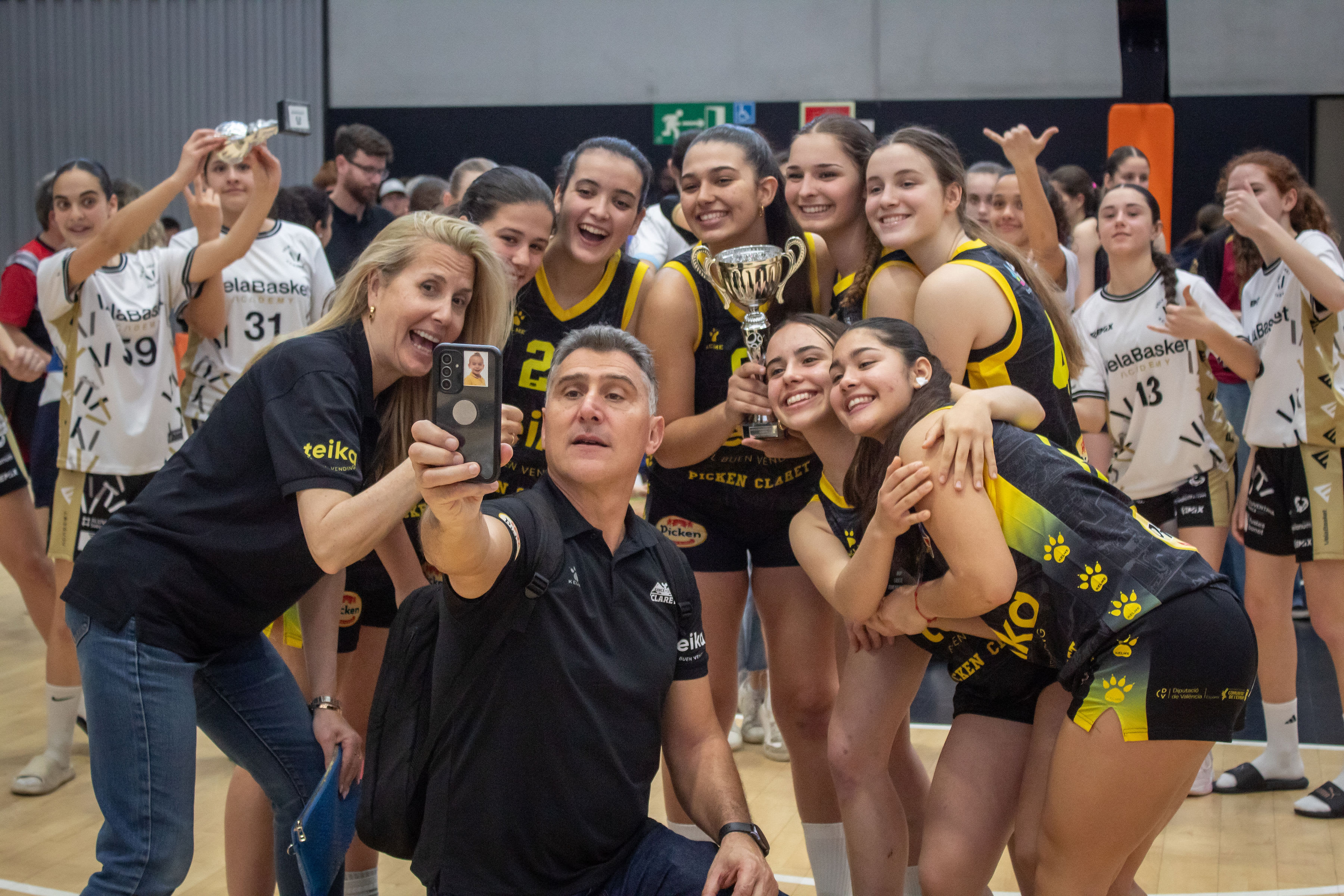 VBC celebración campeones