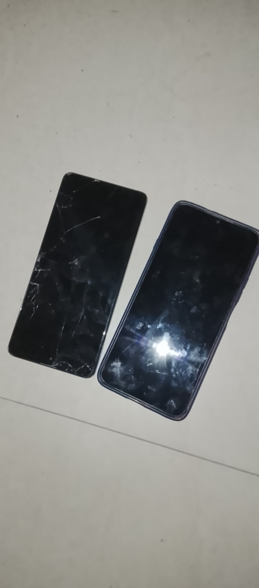 Help Me Save and Repair Broken Phones Before It’s Too Late - Image 2