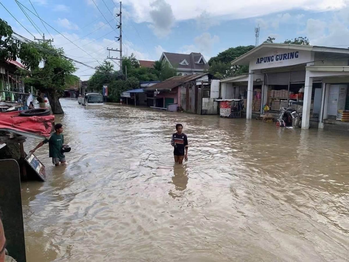 Help Families Rise Again After the Flood The recent flooding has left many families struggling to re - Image 4