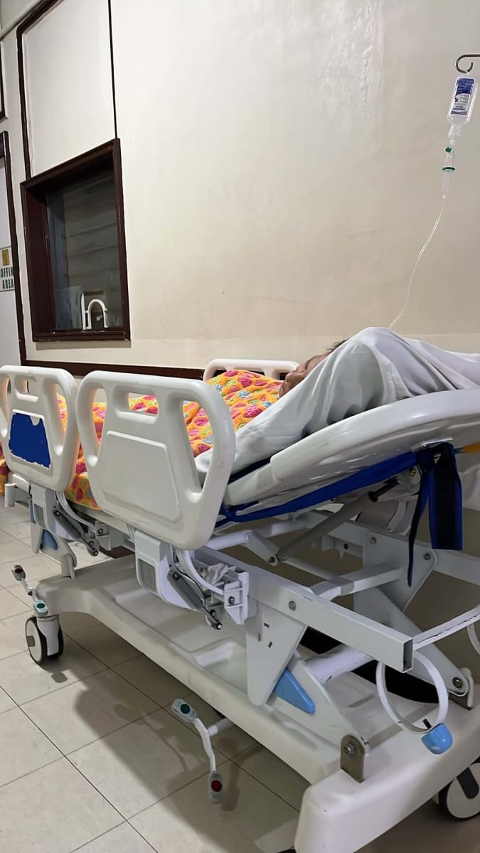 Help my mother for her  acute appendicitis operation - Image 1