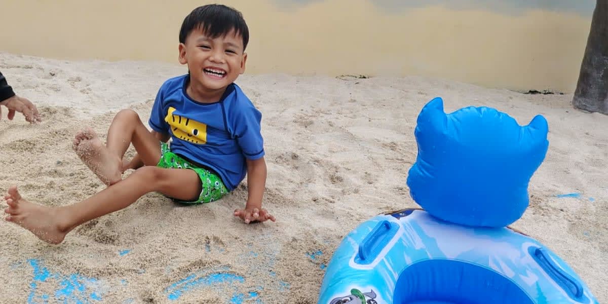 Help my son Gavin to walk and to talk