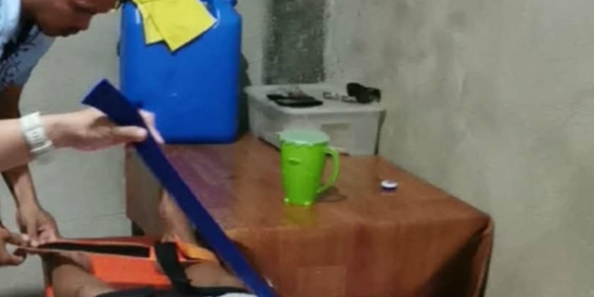 Help us to pay my dad medical and hospital bills 