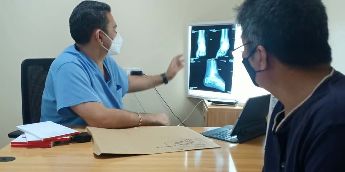 Help Chantal's dad afford an orthopedic surgery